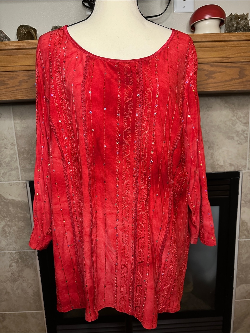 Boho Y2K Size 1X Red Embellished Long Sleeve Top Sequin Embroidery Plus Size